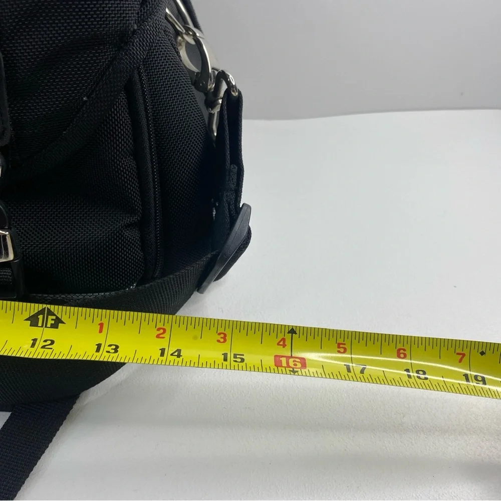 Canon 200DG Digital Gadget Bag - Black